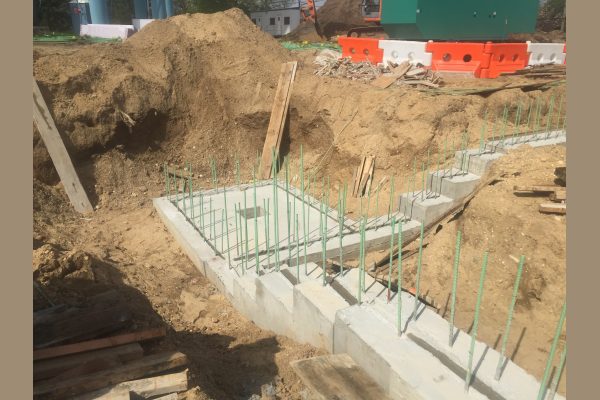 More foundation footings. More foundation footings.